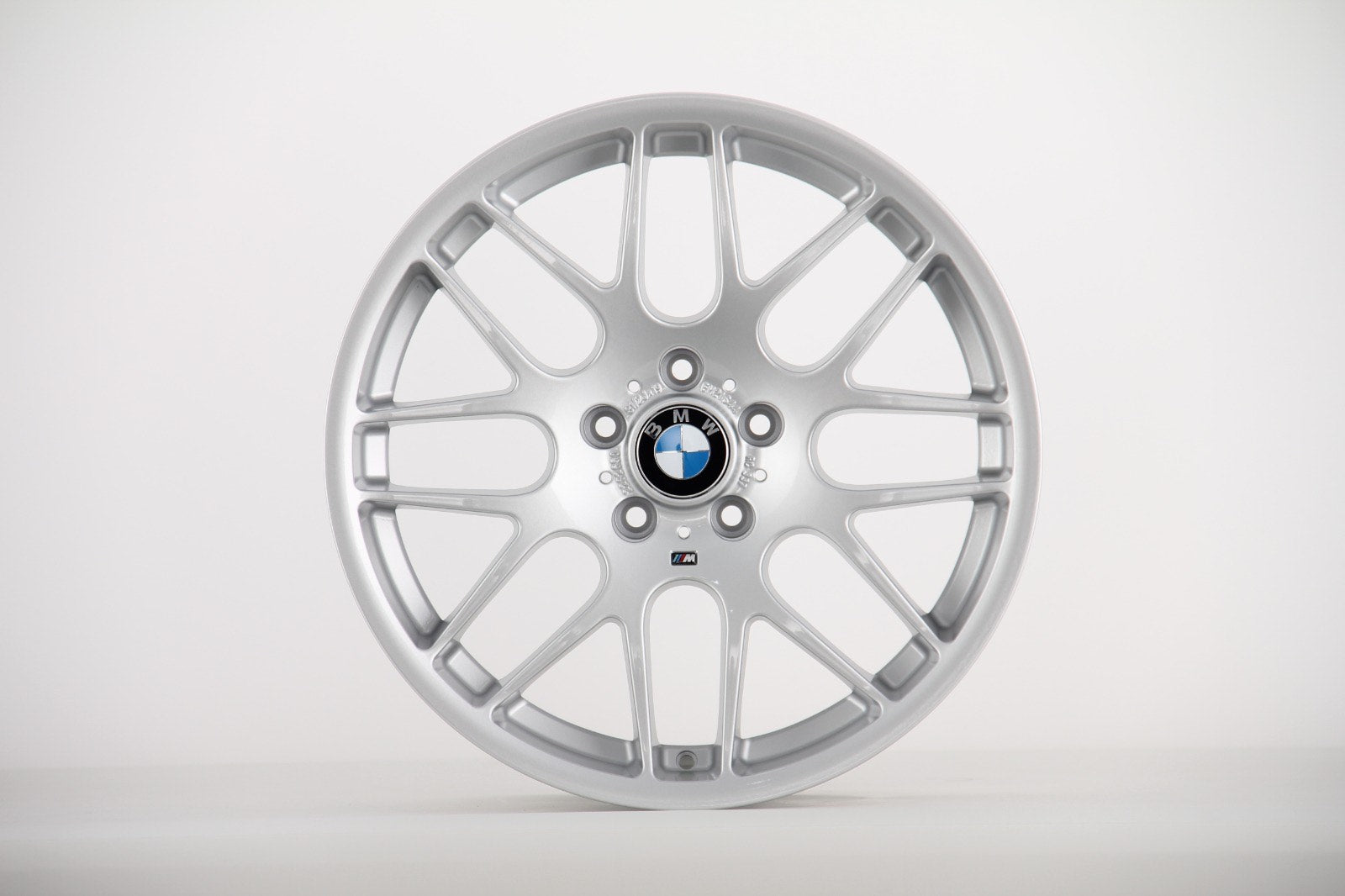 DM-163 Alloy Wheels