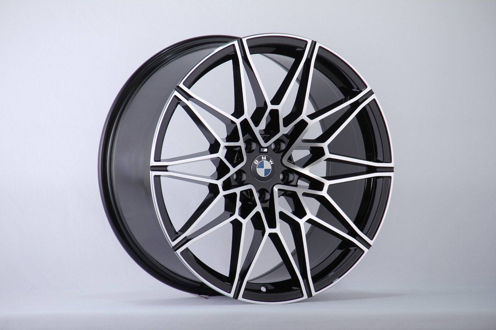 DM-826M Silver